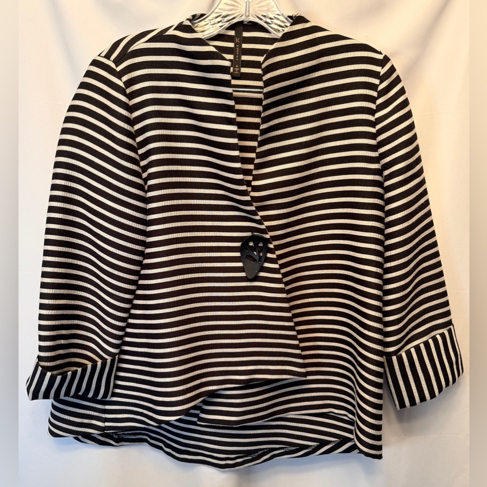 IC‎ by Connie K Women’s Small Black White 3/4 Sleeve Striped One Button Jacket